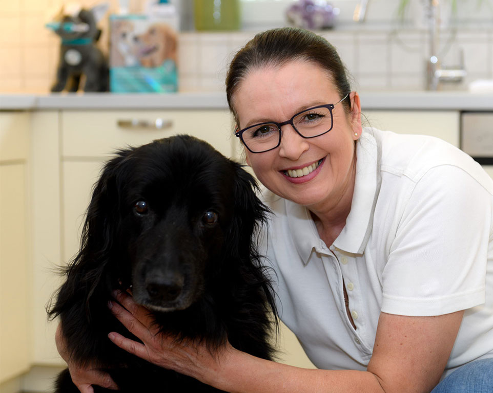 Angsttherapie für Hunde - Tierheilpraxis Angela Esser